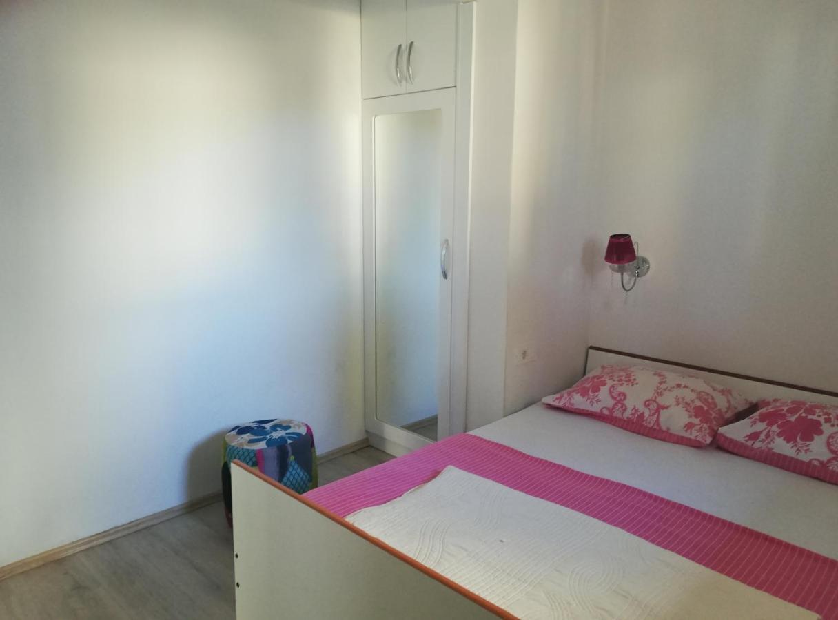 Apartmani Andrea Promajna Luaran gambar