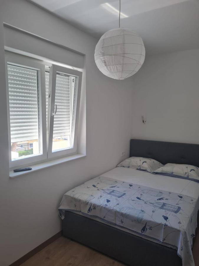 Apartmani Andrea Promajna Luaran gambar