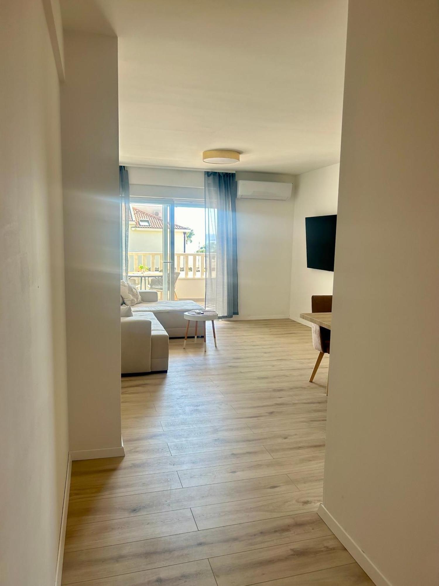 Apartmani Andrea Promajna Luaran gambar