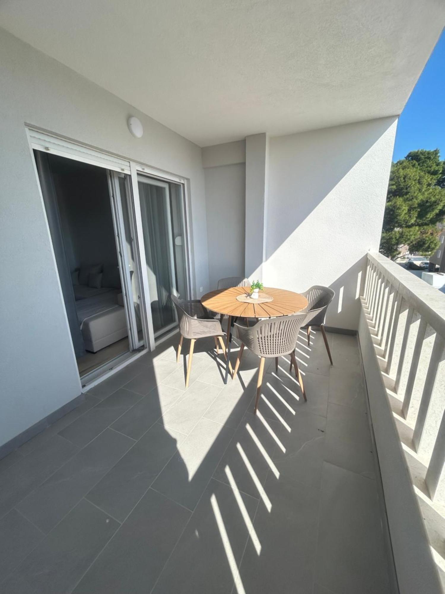 Apartmani Andrea Promajna Luaran gambar