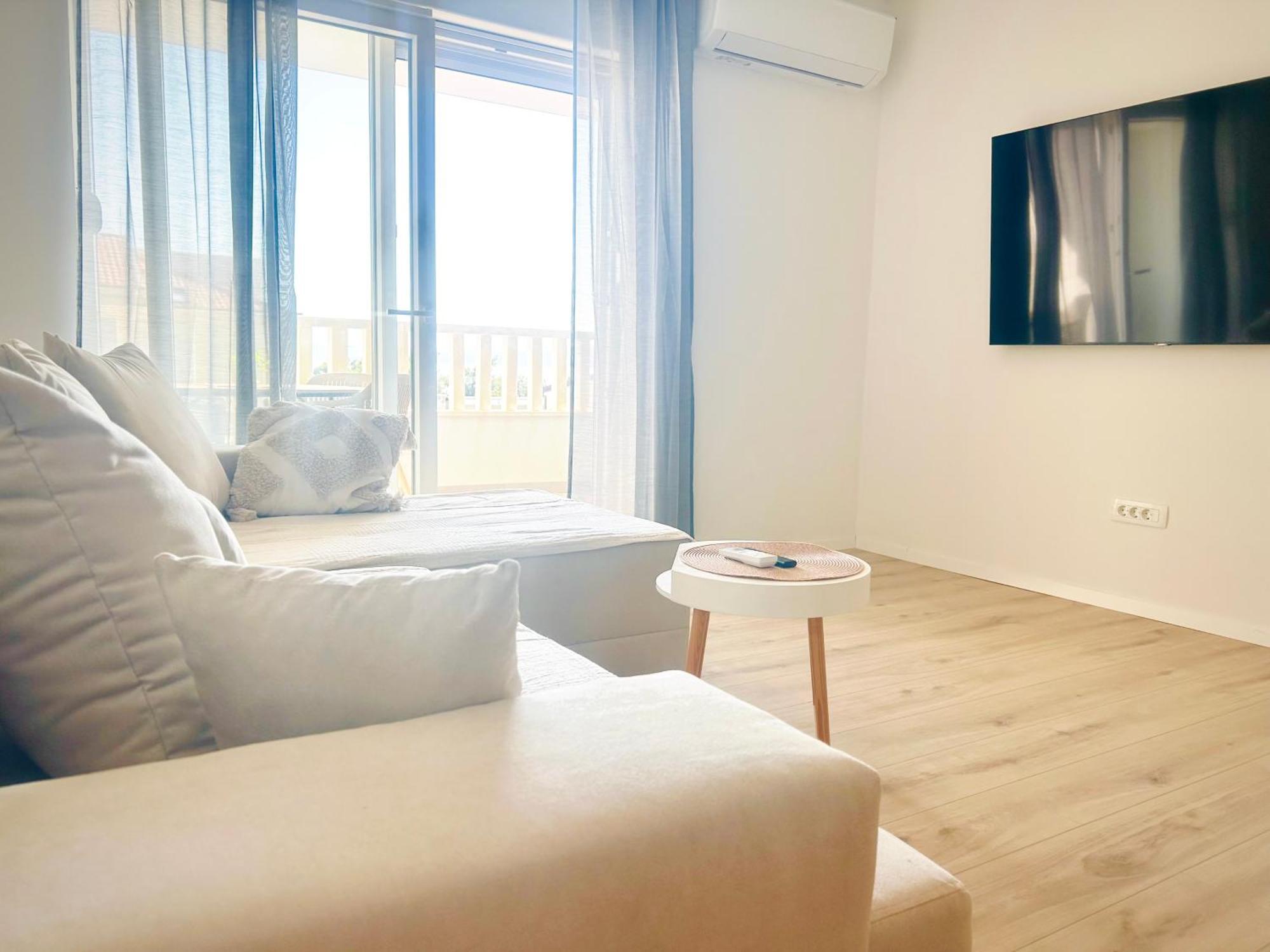 Apartmani Andrea Promajna Luaran gambar