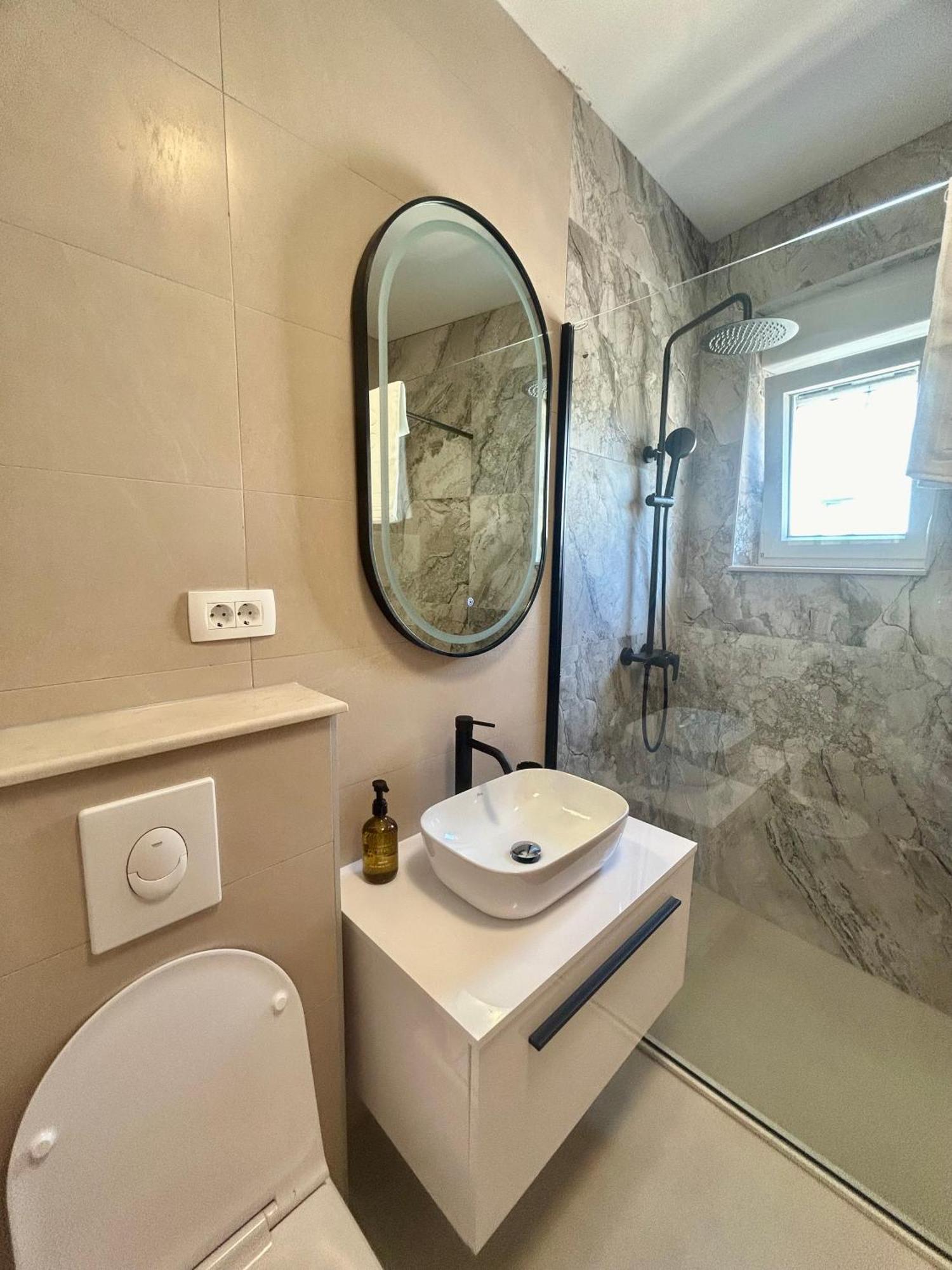Apartmani Andrea Promajna Luaran gambar